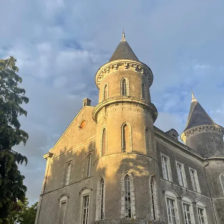 아파트 Chateau Dore Les Tours - Loup - Proche Puy Du Fou *