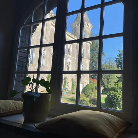 Chateau Dore Les Tours - Loup - Proche Puy Du Fou Apartmán *