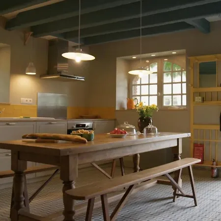 Chateau Dore Les Tours - Loup - Proche Puy Du Fou Apartment *